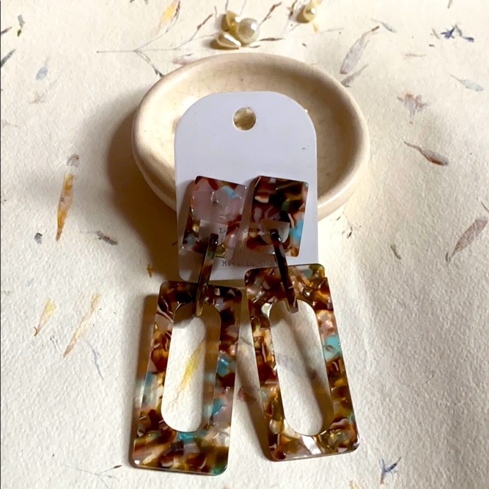 Rectangle drop earrings